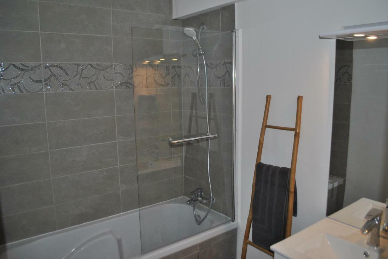 Appartements T2 Ou T3 Idealements Situes Brech Bagian luar foto